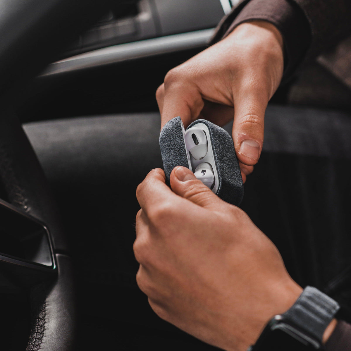 Funda AirPods Alcantara - Gris Espacial