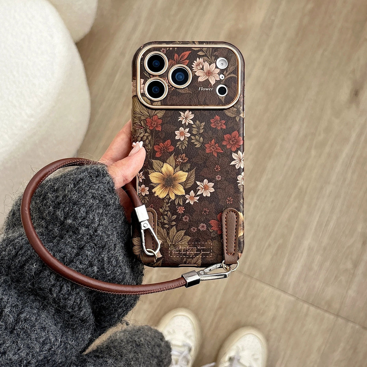 Funda de piel floral retro para iPhone